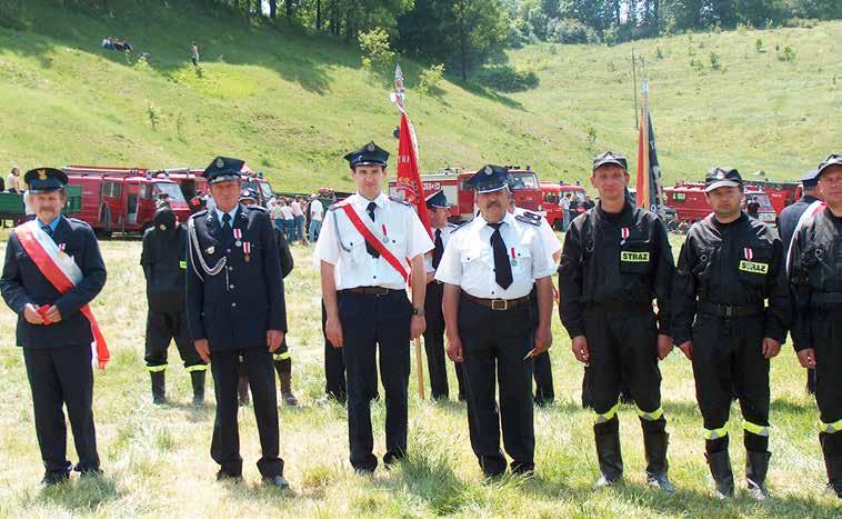 Nasza jednostka średnio w każdym roku gasi około 10 pożarów również po za granicami gminy. W ubiegłym roku odnotowano 24 wyjazdy samochodu gaśniczego w tym do 16 pożarów.