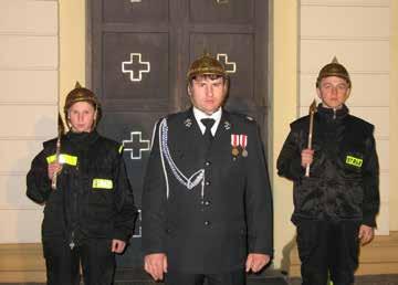 W zebraniu uczestniczyły osoby zaproszone: Zdzisław Koszel - wójt gminy, przedstawiciel KRUS w Hrubieszowie S. Gil, Janusz Rycaj - komendant Miejski Państwowej Straży Pożarnej w Zamościu, płk poż.