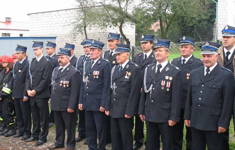 Poczty sztandarowe z OSP Grabowie-Góry i Bereścia zaproszone na uroczystość w Grabowcu. 14.09.2008 r.