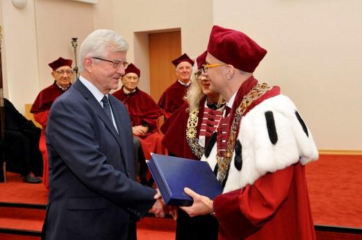 umiejętnościami praktycznymi prof.