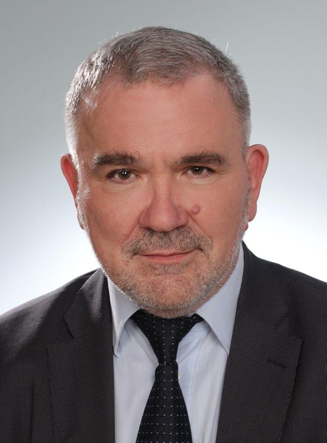 W kontrolowanych i rejestrowanych warunkach studenci mogą przeprowadzić symulowaną akcję ratowniczą, np.