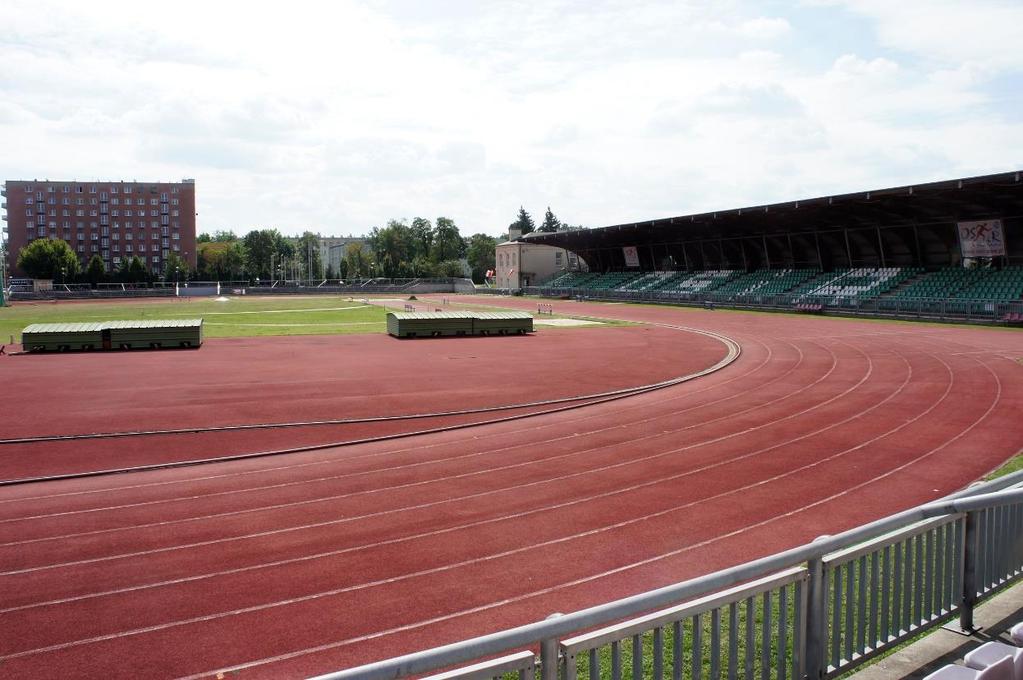 Jesteśmy jednym z pięciu obiektów wchodzących w skład kompleksu sportowego Ośrodka Sportu i Rekreacji Dzielnicy Praga Południe m. st. Warszawy.