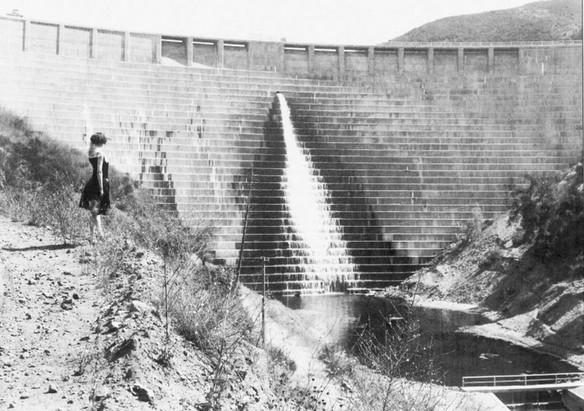 St. Francis Dam - California - USA betonová tížná