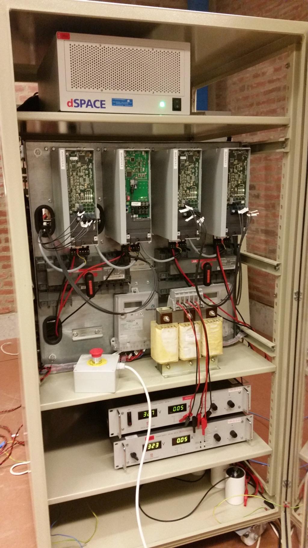 Experiments 2 y (Intelligent Microgrid Laboratory, Aalborg University) r é p m a h Microgrid topology L 3 R 12 L2