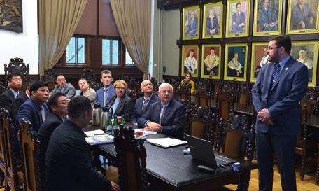 Przedstawiciele HUHST University z wizytą na Politechnice Gdańskiej Barbara Kuklińska-Nowak Dział Promocji Przedstawiciele Hunan University of Humanities, Science and Technology (Chiny) odwiedzili