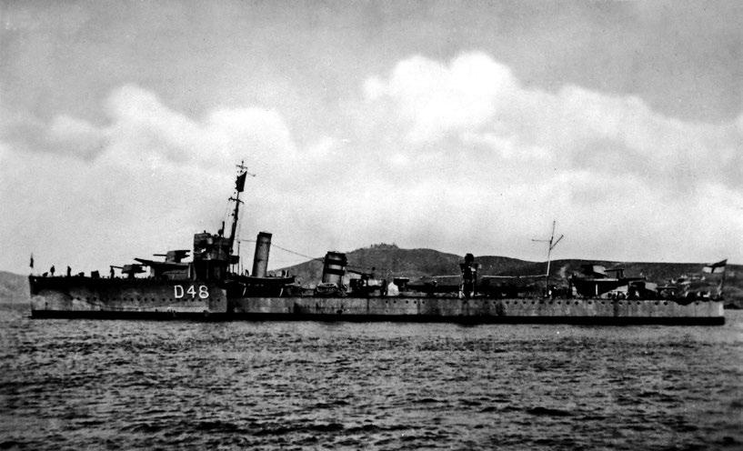 Jednak mimo wszystko pierwsi nieprzyjaciela dostrzegli Niemcy, a konkretnie wachtowi na krążowniku Pillau zauważyli dymy z okrętowych kominów, lecz omyłkowo wzięto je za pochodzące z własnych
