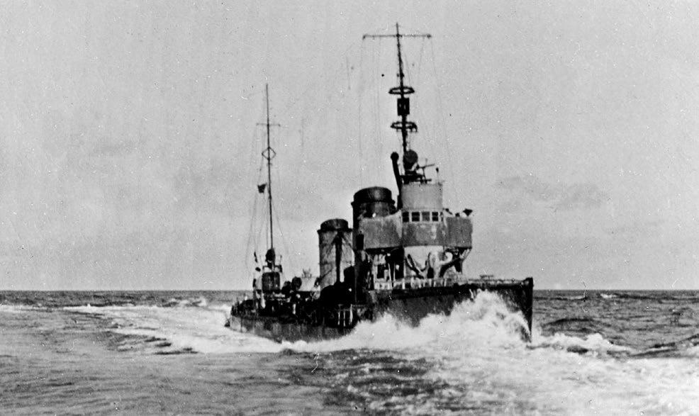 Zapomniana Bitwa. Druga Bitwa w Zatoce Helgolandzkiej wystrzelił 54 pociski kal. 381 mm uzyskując tylko jedno trafienie w Königsberg.