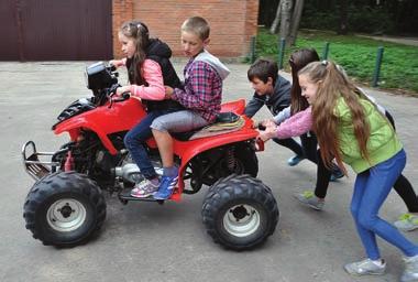 8 Wydarzenia Spotkanie Lwowskiej Rodziny Rodzin 2020 Tegoroczny obóz szkoleniowo-edukacyjny Lwowskiej Rodziny Rodzin odbywał się w weekendy od 12 do 27 września.