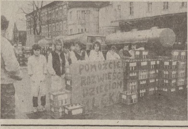 Rada Ministrów wyraziła pełną gotowość udzieienia pomocy medycznej poszkodowanym w Rumunii i z zadowoleniem przyjęła do wiadomości inicjatywę Polskiego Czerwo nego Krzyża w tym względzie.