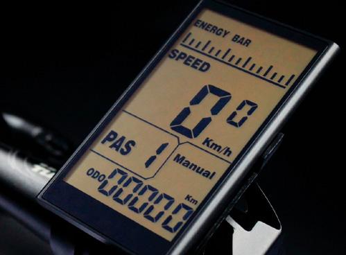 6.. Wyświetlacz/sterownik LCD Nokee-U Wyświetlacz Naładowanie baterii Prędkość Kod błędu Jednostka prędkości Tryb wspomagania Dystans Lampa przednia Jednostka dystansu Model Nokee-U oferuje szeroką