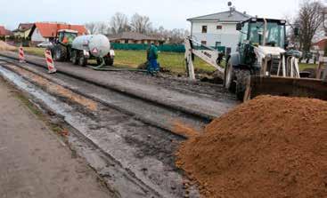 >>> NASZE SPRAWY styczeń-luty 2018 r. 1 Rok 2017 był czasem wielkich nadziei na wejście w fazę realizacji dużych projektów.