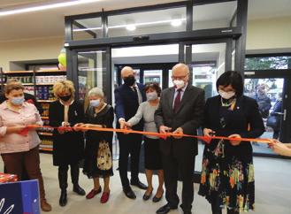 Znajduje się tu Centrum Edukacyjno - Kulturalne, bosmanat, przystań kajakowa, otwarta strefa aktywności - wszystko to już za kilka miesięcy funkcjonować będzie z wykorzystaniem odnawialnych źródeł