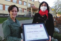 Udziela się w stowarzyszeniach i oranizacjach senioralnych. Zawsze pomocna, życzliwa i uśmiechnięta.