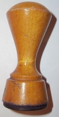 Krzemieńca, gdzie objął funkcję Sekretarza Wydziału Sejmiku Wojewódzkiego. W 1926 r. otrzymał doktorat na UJ. W 1927 r. nadano mu majątek ziemski Jankowce, gm. Białozórka, pow. Łuck.