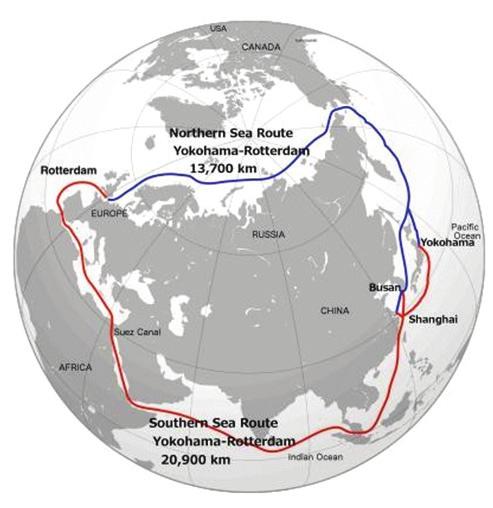 Artykuły 193 transportu, zwana przez niektórych geopolityką rurociągów lub geoekonomią (Skrzyp, 2010). Rysunek 1. Szlak handlowy biegnący przez Arktykę.