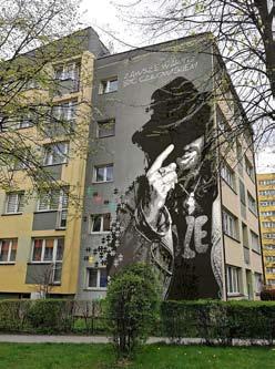 To oni w ubiegłym roku wykonali bardzo dobrze przyjęty przez mieszkańców mural Zofii Nałkowskiej. Kiedy rozmawialiśmy z artystami jeszcze podczas pracy nad Nałkowską, padło nazwisko Riedla.