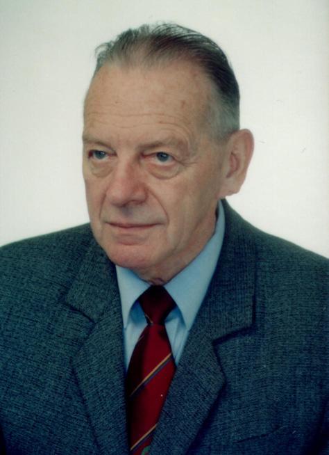 10 PREZENTACJE Prof. dr hab. inż. Jan Gliński - jubileusz 80-lecia urodzin Urodziłem się 4 kwietnia 1933 r. w Pińsku, do 1941 roku mieszkałem w Drohobyczu, potem do 1945 w Urzejowicach k.