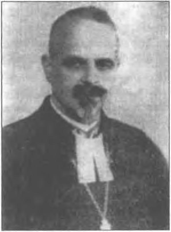 na słynnym Synodzie w Łodzi; stanął w rzędzie tych pastorów, którzy sprzeciwili się wpływom germanizacyjnym oraz próbom ingerencji z zewnątrz w sprawy polskiego Kościoła