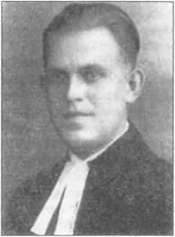 Po odbyciu krótkiego wikariatu w Warszawie został wysłany do pracy na Górnym Śląsku, gdzie 1 listopada 1934 r. podjął obowiązki prefekta w polskich zborach w Rybniku i Czerwionce.