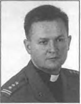Podczas studiów prowadził pracę młodzieżową wśród ewangelickiej młodzieży akademickiej, odbył również praktykę duszpasterską w warszawskiej Parafii