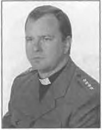Pełnił funkcję kapelana okręgowego, a następnie dziekana Pomorskiego Okręgu Wojskowego. Obecnie jest dziekanem ewangelickim Marynarki Wojennej. Ks.