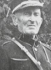 w WOJTYSIAK KAZIMIERZ (1879-1970) Rolnik, jeden z członków założycieli Kółka Rolniczego w Chełmcach, pow. kaliski. Współzałożyciel OSP Chełmce, jej naczelnik i gospodarz.