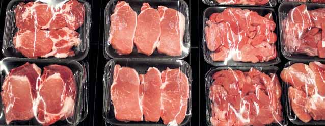PRODUCERS EXPORTERS Polskie mięso na talerzu Szczegółowe wyliczenia z pierwszych trzech kwartałów 2013 r. pokazują, że Polska wyeksportowała mięso i wyroby mięsne o wartości ponad 2,8 mld EUR.
