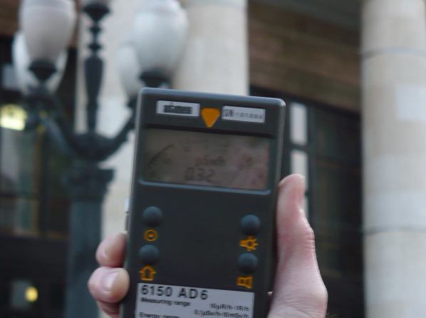 1. Wstęp. Katastrofa w Czarnobylu katastrofa nuklearna mająca miejsce 26 kwietnia 1986, do której doszło w wyniku wybuchu wodoru z reaktora jądrowego bloku nr 4 elektrowni atomowej w Czarnobylu.