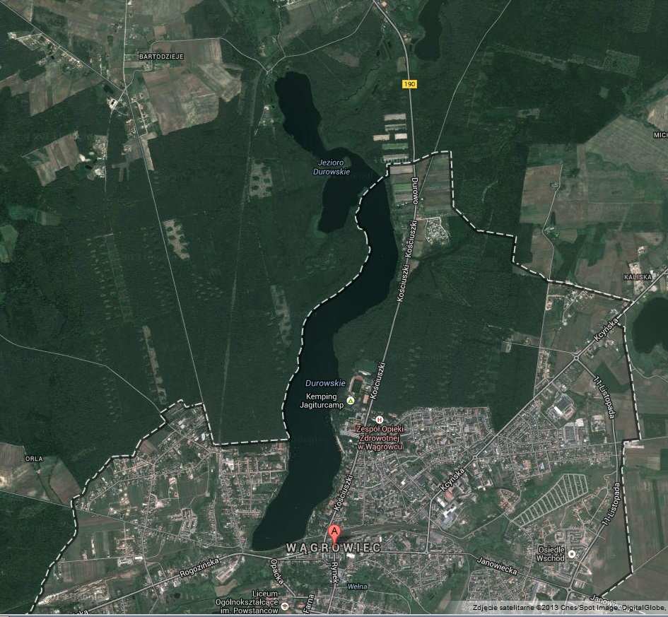 Ryc. 1. Zdjęcie satelitarne Jeziora Durowskiego (źródło: Google maps, 11/07/2013) Jezioro Durowksie naleŝy do jezior staryfikowanych, przez które przepływa Struga Gołaniecka.