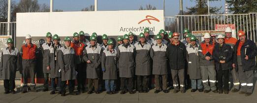 1 ArcelorMittal Warszawa grudzień 2011 wiadomości lokalne 5 Stan energii zerowej - warsztaty LCE w Warszawie Jarosław Szabłowski jarosław.szablokwski@arcelormittal.