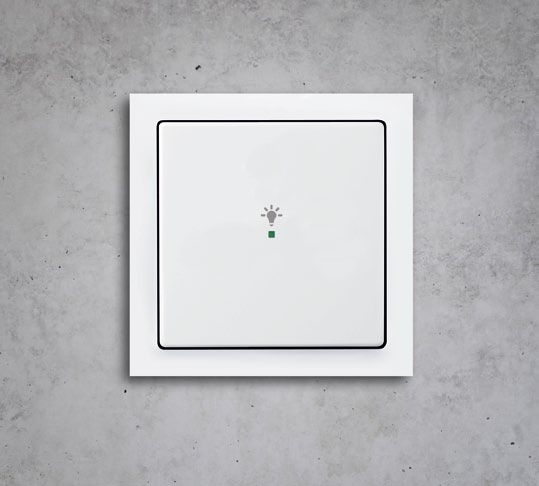 Łatwe w konfiguracji aranżacje świetlne Możliwość obsługi centralnej lub zdalnej Szybkie włączanie oświetlenia awaryjnego Wspieranie oszczędności