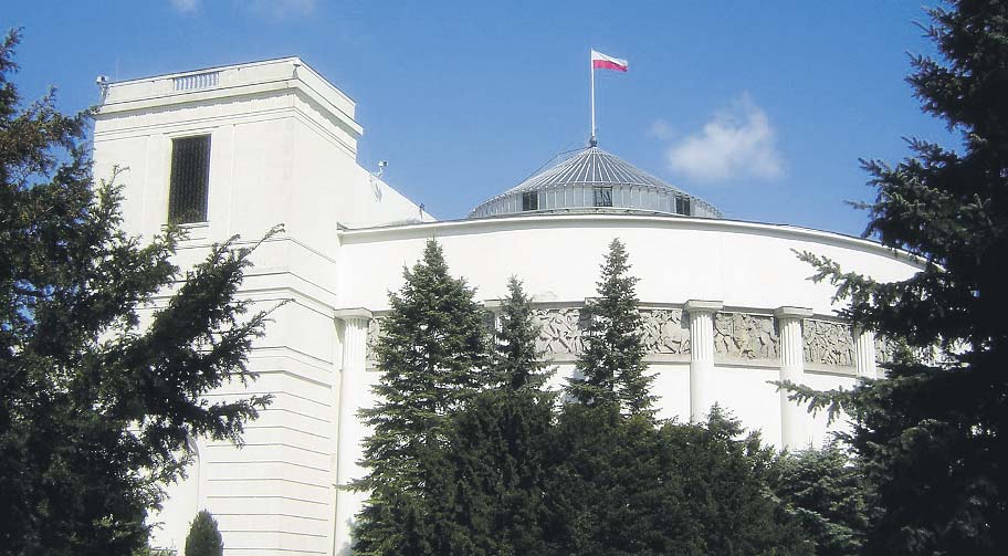 6 PUBLICYSTYKA KATOWICE 26-31.03.2015 Nr 12/2015 Tygodnik Śląsko-Dąbrowski NSZZ Solidarność Wielki Tydzień i przypadające w nim Triduum Paschalne to najważniejszy czas w roku liturgicznym.