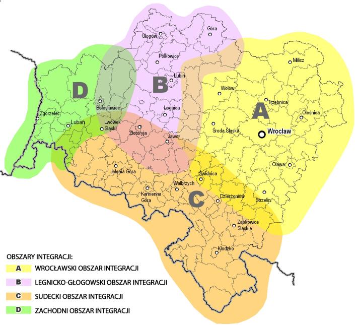 Dwanaście Obszarów Interwencji (Mapa 8.) wyznacza strefy występowania szczególnych zjawisk lub specyficznych procesów, związanych często także z konfliktami przestrzennymi.