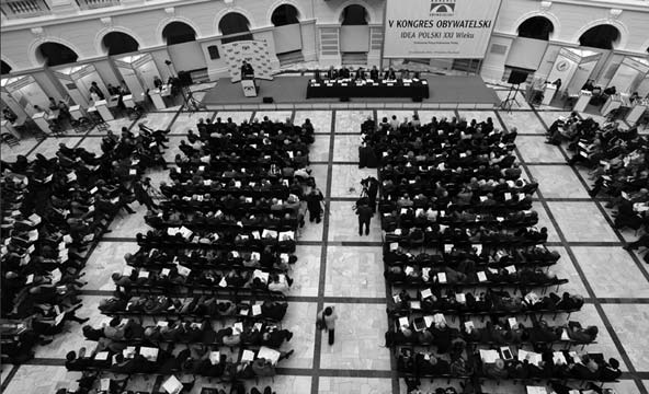 KONGRES OBYWATELSKI 2005 2011 Razem w sześciu Kongresach udział wzięło: 389 panelistów, 5630 uczestników, przedstawicieli administracji centralnej i lokalnej, NGO s, biznesu,