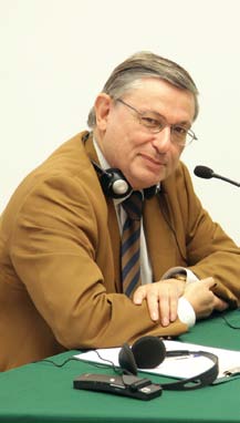 Mit den geladenen Gästen sprechen wir über Europa, die Europäische Union, ihre Bewohner, über Europapolitik, Wirtschaft und Kultur sowie über die Faszination eines