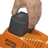 Bezprzewodowa doskonałość: Komfortowy system akumulatorowy STIHL i VIKING Akumulator STIHL pasuje do każdego urządzenia z naszego uniwersalnego systemu akumulatorowego.