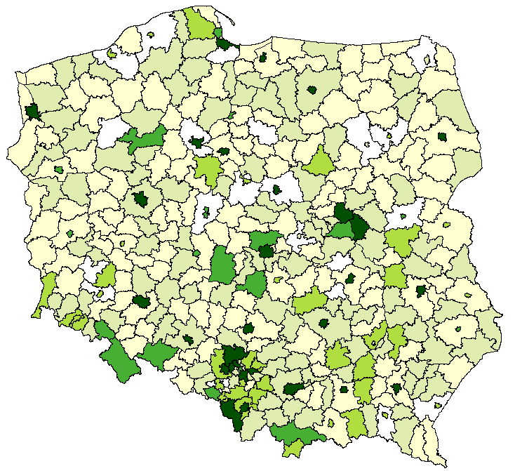 Mapa 11. Łóżka w publicznych i niepublicznych szpitalach ogólnych a) według województw Beds in public and non-public general hospitals a) by voivodeships. Mapa 12.