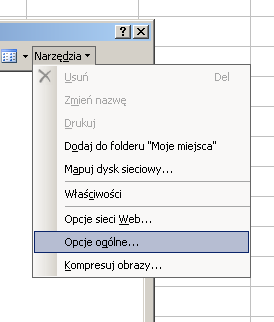 Następnie klikamy na etykiecie kolumny C i tym samym otrzymujemy efekt zaznaczenie całej kolumny w bieżącym arkuszu. Potem klikamy prawym przyciskiem myszki na etykiecie C i wybieramy pozycję Ukryj.