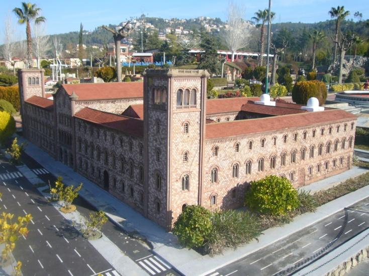 UNIVERSITAT DE BARCELONA education science