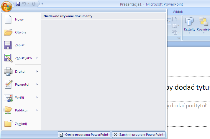 identyczny jak w punkcie pierwszym, czyli zobaczymy okno programu z otwartą nową prezentacją w postaci pustego slajdu. 3.