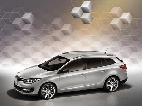 1.6 16V 110 61 900 zł Energy TCe 115 Energy TCe 130 dci 110 Energy dci 110 Ceny uwzględniające rabat 65 900 zł 67 400 zł 71 400 zł 72 900 zł