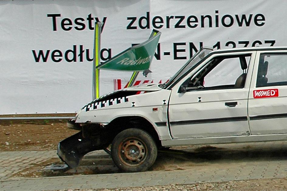 Testy zderzeniowe na własnym torze, testy zderzeniowe w