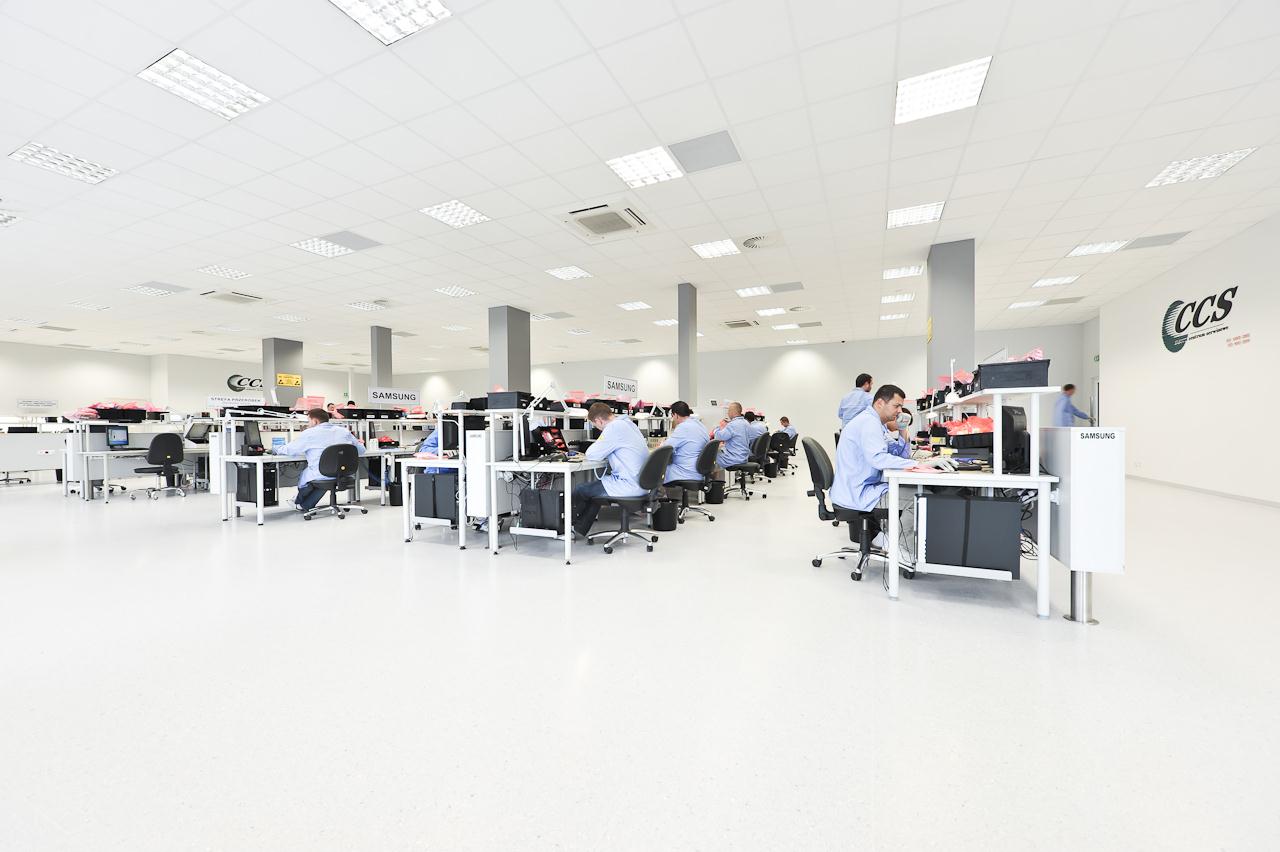 1) Podstawowe informacje o Spółce Nazwa: Cyfrowe Centrum Serwisowe S.A. (CCS) Siedziba: ul.