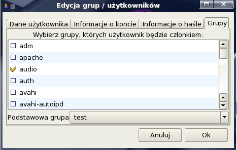 firewalla, serwera FTP lub DHCP skończy się poważnym problemem W EOSie te usługi są już wstępnie skonfigurowane i nie wolno tego zmieniać bez świadomości, ze zepsujemy wzajemnie ze sobą powiązane