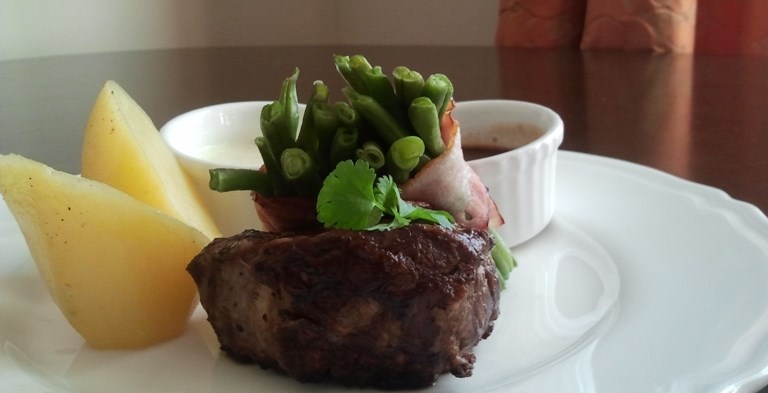 WYŻYWIENIE REASTAURACJA PAŁAC ZDUNOWO W 2012 roku w rankingu Poland 100 Best Restaurants restauracja Pałac Zdunowo została