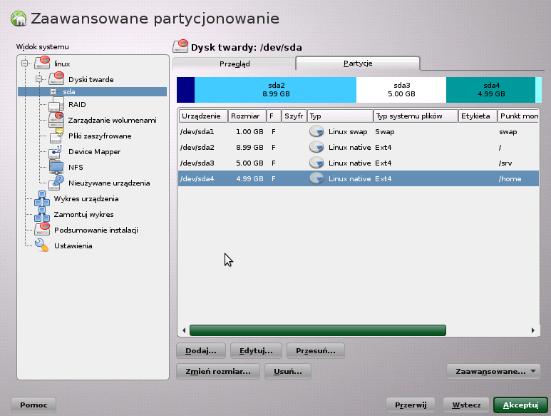 12) Przy założeniu, że dostępna pojemność naszego dysku twardego to 20GB, podzielmy go jak na poniższym zrzucie ekranu. Zrzut przedstawia efekt końcowy dodawania poszczególnych partycji.