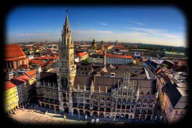 Wyjazd z Polski wg rozkładu jazdy. Przyjazd do Monachium, zwiedzanie miasta: Marienplatz, bramy miejskie pozostałość średniowiecznej fortyfikacji, Katedra Najświętszej Marii Panny, kościół św.