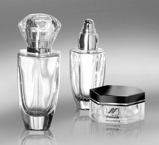 GRUPY PRODUKTOWE Projekt HEXAGON został stworzony jako grupa produktowa z przeznaczeniem dla kosmetyki białej i perfumerii. Składa się z butelki o poj.