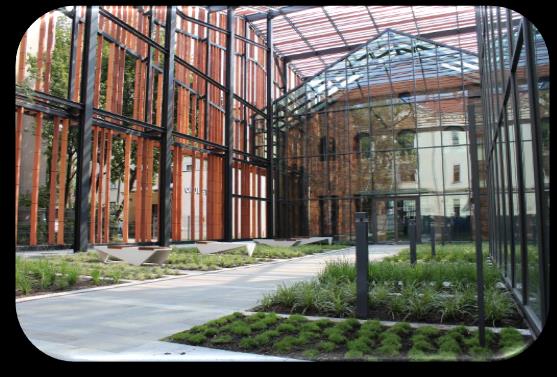 Budowa Małopolskiego Ogrodu Sztuki w Krakowie EFEKT INWESTYCJI/ ZMIANA: Małopolski Ogród Sztuki stanowi wielofunkcyjną, otwartą przestrzeń dla działań w różnych dziedzinach sztuki.