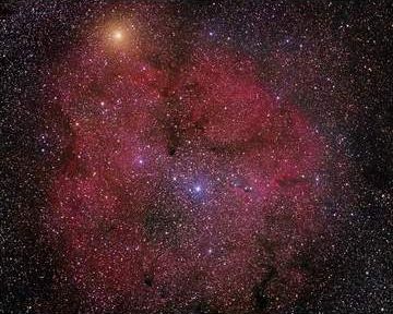 Mi Cephei Gwiazdozbiór: Cefeusz Odległość: 1868 +- 294 ly